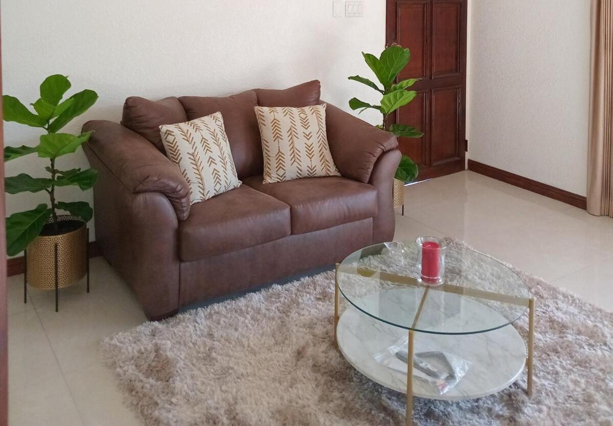 Gorgeous 1 Bedroom Apartment In The Kingston Hills 외부 사진