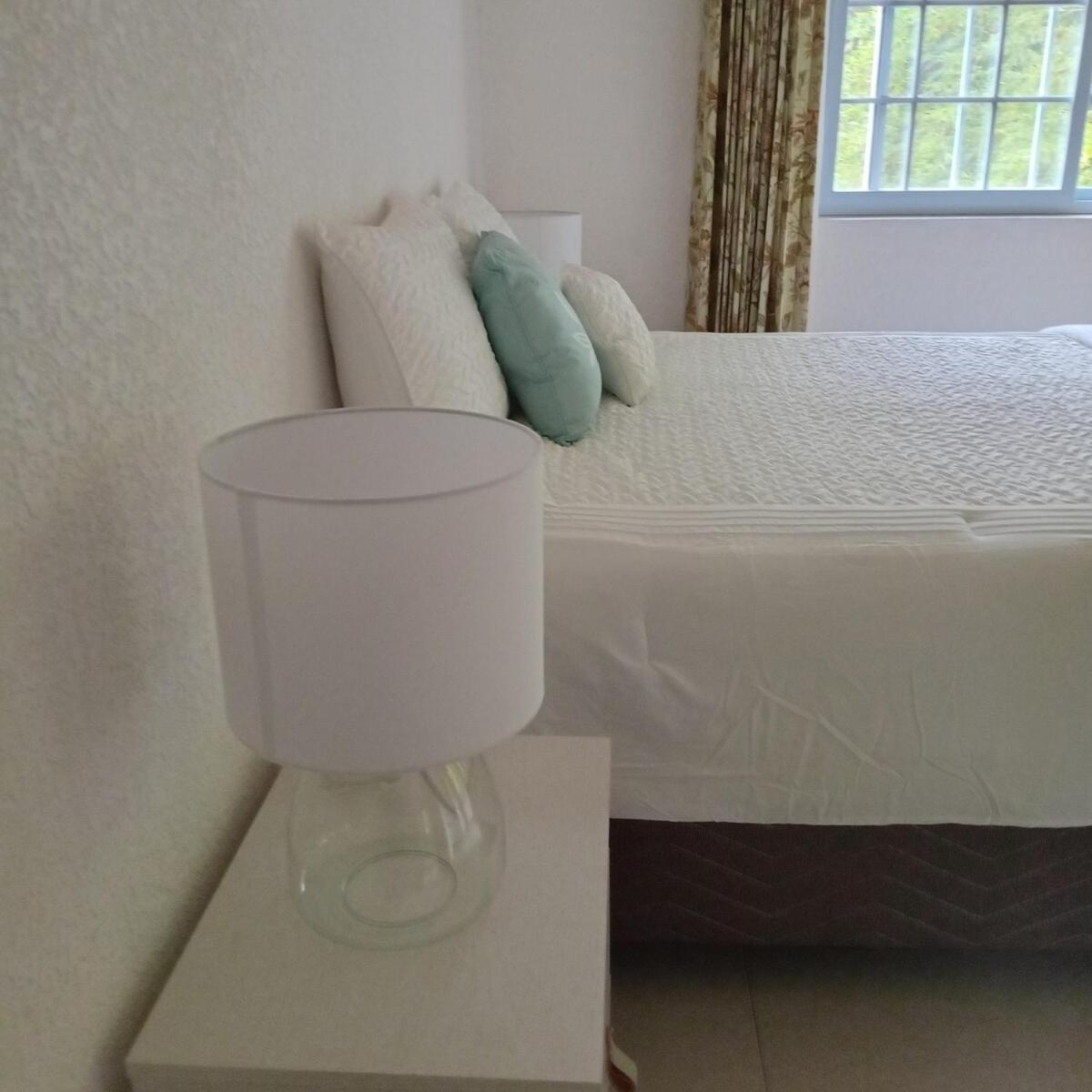 Gorgeous 1 Bedroom Apartment In The Kingston Hills 외부 사진