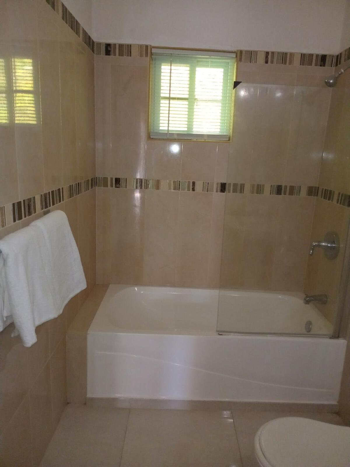 Gorgeous 1 Bedroom Apartment In The Kingston Hills 외부 사진
